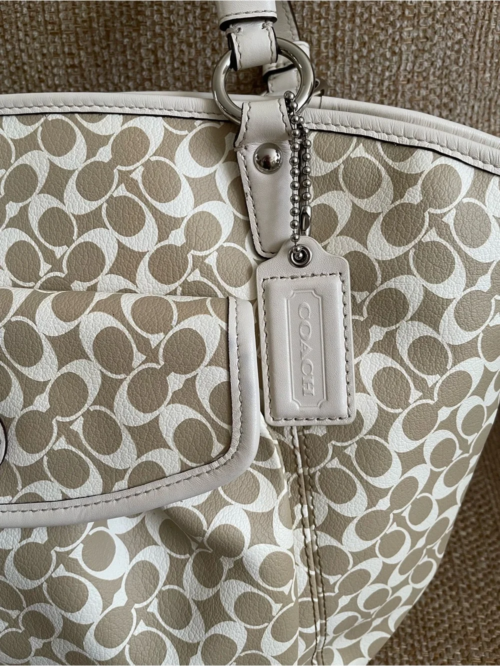 Coach tote signature